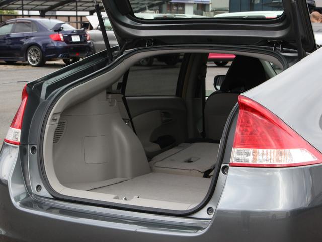 インサイト Ｇ　ＨＤＤナビ・地デジ・バックカメラ・ＥＴＣ・ＨＩＤヘッドライト・キーレス・電動格納ミラー・レオニス１６インチアルミホイール・オートエアコン・ミュージックサーバー（33枚目）