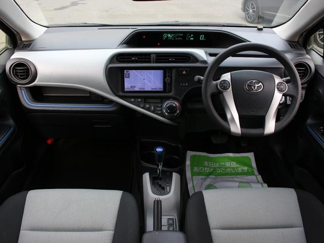 アクア Ｓ　ＳＤナビ・フルセグ・バックカメラ・スマートキー・Ｂｌｕｅｔｏｏｔｈ接続・ＥＴＣ・プッシュスタート・電動格納ミラー・オートライト・ウインカーミラー・オートエアコン・ドアバイザー（4枚目）