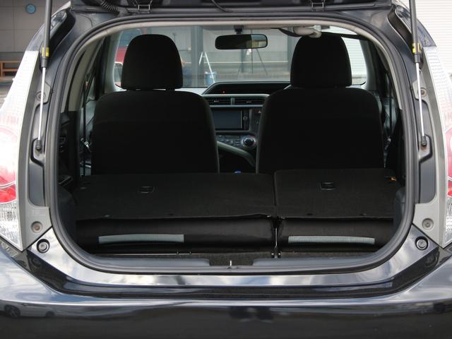 アクア Ｓ　ＳＤナビ・フルセグ・バックカメラ・スマートキー・Ｂｌｕｅｔｏｏｔｈ接続・ＥＴＣ・プッシュスタート・電動格納ミラー・オートライト・ウインカーミラー・オートエアコン・ドアバイザー（12枚目）