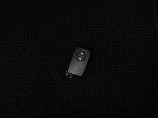 アクア Ｓ　ＳＤナビ・フルセグ・バックカメラ・スマートキー・Ｂｌｕｅｔｏｏｔｈ接続・ＥＴＣ・プッシュスタート・電動格納ミラー・オートライト・ウインカーミラー・オートエアコン・ドアバイザー（22枚目）