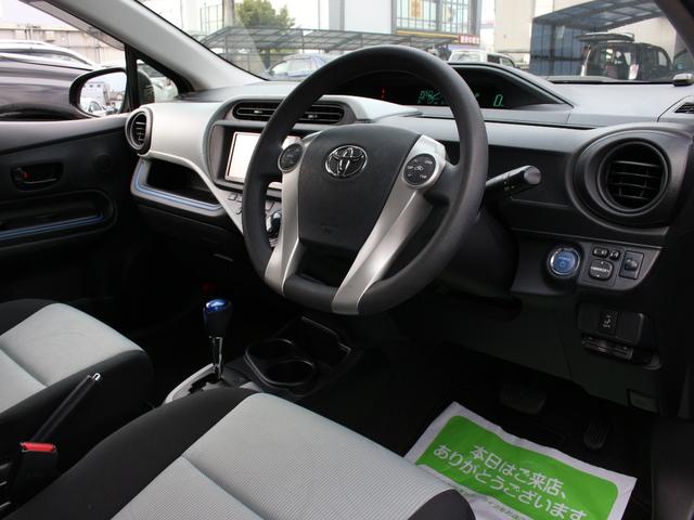 アクア Ｓ　ＳＤナビ・フルセグ・バックカメラ・スマートキー・Ｂｌｕｅｔｏｏｔｈ接続・ＥＴＣ・プッシュスタート・電動格納ミラー・オートライト・ウインカーミラー・オートエアコン・ドアバイザー（35枚目）