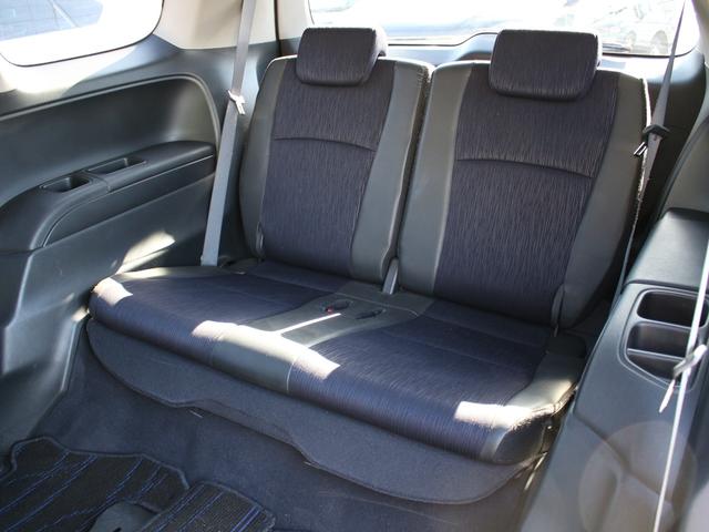 オデッセイ アブソルート　純正ナビ・ハーフレザーシート・後席モニター・フルセグ・バックカメラ・クルーズコントロール・ＥＴＣ・キーレス・ＨＩＤヘッドライト・フォグランプ・パドルシフト・純正１８インチＡＷ・ウインカーミラー・ＡＡＣ（12枚目）