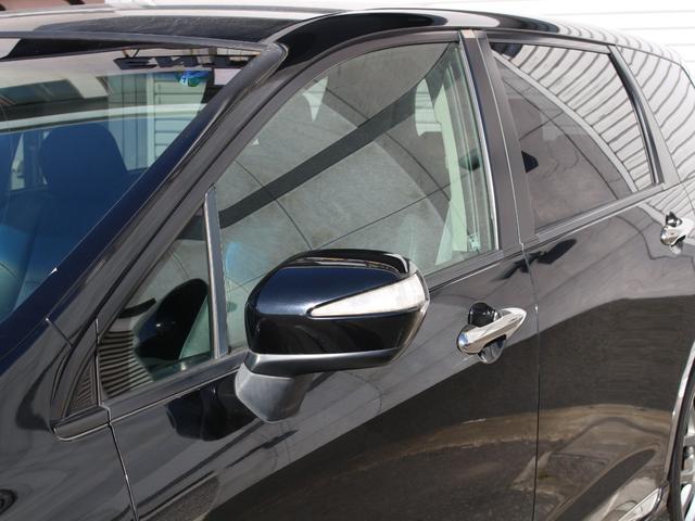 オデッセイ アブソルート　純正ナビ・ハーフレザーシート・後席モニター・フルセグ・バックカメラ・クルーズコントロール・ＥＴＣ・キーレス・ＨＩＤヘッドライト・フォグランプ・パドルシフト・純正１８インチＡＷ・ウインカーミラー・ＡＡＣ（22枚目）