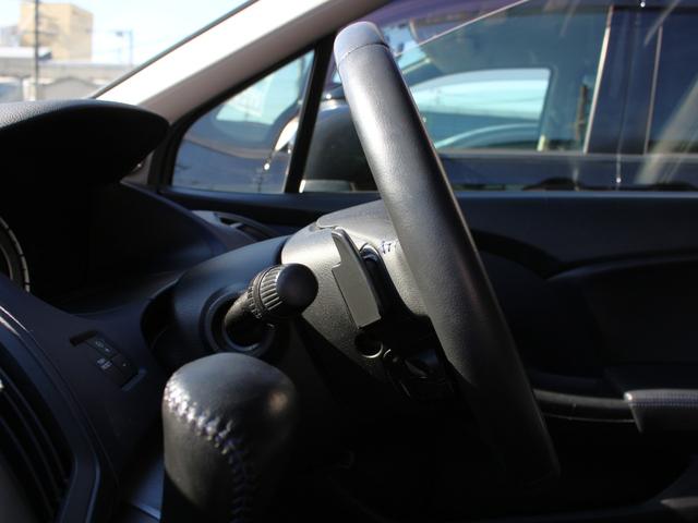 オデッセイ アブソルート　純正ナビ・ハーフレザーシート・後席モニター・フルセグ・バックカメラ・クルーズコントロール・ＥＴＣ・キーレス・ＨＩＤヘッドライト・フォグランプ・パドルシフト・純正１８インチＡＷ・ウインカーミラー・ＡＡＣ（53枚目）