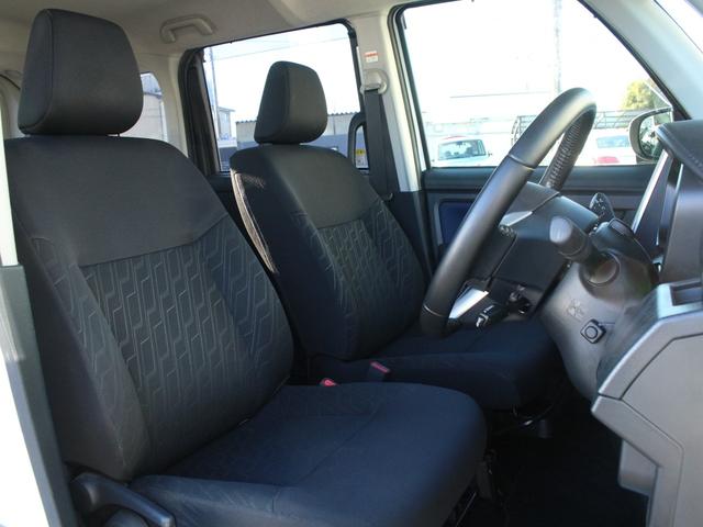 ルーミー カスタムG 両側パワースライドドア・純正SDナビ・ETC・フルセグ・Bluetooth接続・バックカメラ・クルーズコントロール・衝突軽減ブレーキ・スマートキー・プッシュスタート・LEDヘッドライト・フォグランプ(40枚目)