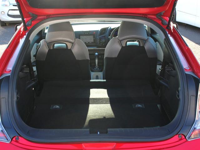 ＣＲ－Ｚ α　Ｇａｔｈｅｒｓナビ・バックカメラ・パドルシフト・クルーズコントロール・ＥＴＣ・スマートキー・ＨＩＤヘッドライト・フォグランプ・純正１６ＡＷ・ウインカーミラー・オートエアコン・ドアバイザー（12枚目）