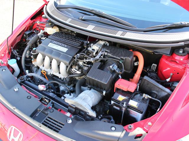 ＣＲ－Ｚ α　Ｇａｔｈｅｒｓナビ・バックカメラ・パドルシフト・クルーズコントロール・ＥＴＣ・スマートキー・ＨＩＤヘッドライト・フォグランプ・純正１６ＡＷ・ウインカーミラー・オートエアコン・ドアバイザー（32枚目）