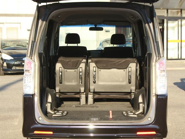 ステップワゴンスパーダ クールスピリット　ワンオーナー・全方位カメラ・両側電動スライドドア・純正ナビ・地デジ・スマートキー・パドルシフト・ＥＴＣ・ＨＩＤヘッドライト・フォグランプ・純正１６インチＡＷ・ウインカーミラー・オートエアコン（14枚目）