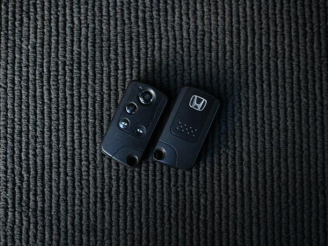 ステップワゴンスパーダ クールスピリット　ワンオーナー・全方位カメラ・両側電動スライドドア・純正ナビ・地デジ・スマートキー・パドルシフト・ＥＴＣ・ＨＩＤヘッドライト・フォグランプ・純正１６インチＡＷ・ウインカーミラー・オートエアコン（24枚目）