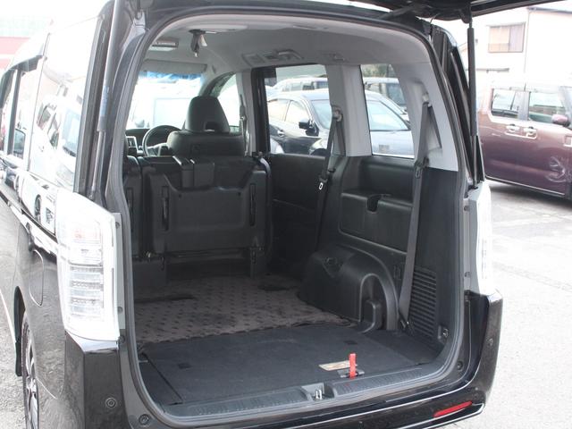 ステップワゴンスパーダ Ｚ　クールスピリット　後期型・９型純正ナビ・フルセグ・両側電動スライドドア・専用コンビシート・バックカメラ・後席モニター・ＥＴＣ・クルーズコントロール・スマートキー・ＨＩＤヘッドライト・フォグランプ・純正ＡＷ・パドルシフト（36枚目）