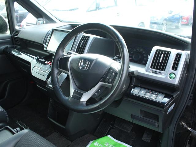 ステップワゴンスパーダ Ｚ　クールスピリット　後期型・９型純正ナビ・フルセグ・両側電動スライドドア・専用コンビシート・バックカメラ・後席モニター・ＥＴＣ・クルーズコントロール・スマートキー・ＨＩＤヘッドライト・フォグランプ・純正ＡＷ・パドルシフト（39枚目）