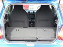コンパクトでも意外と広々としたラゲッジスペース！２列目を倒していただければさらに広くなります！