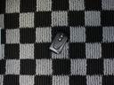 スマートキーも装備されていてお車の高額装備のひとつです!!カバンの中から鍵を探す手間もなくすぐに開閉できます!両手が荷物で塞がっている時や雨のときなど便利ですね!