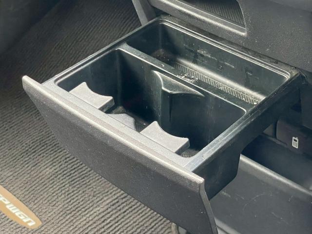 ステップワゴン Ｇ　ＬＳパッケージ　ナビ／テレビ／バックモニター／フリップダウンモニター／両側電動スライドドア／シガーソケット／ドリンクホルダー／社外アルミ（47枚目）