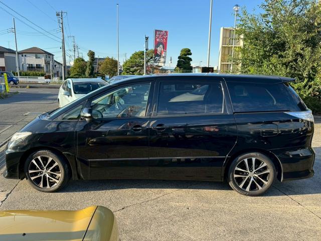 エスティマ アエラス　サンルーフ／両側電動スライドドア／バックカメラ／フリップダウンモニター／ワンセグＴＶ／ＨＩＤヘッドライト／純正アルミ（12枚目）