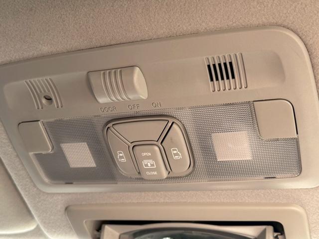 エスティマ アエラス　サンルーフ／両側電動スライドドア／バックカメラ／フリップダウンモニター／ワンセグＴＶ／ＨＩＤヘッドライト／純正アルミ（64枚目）