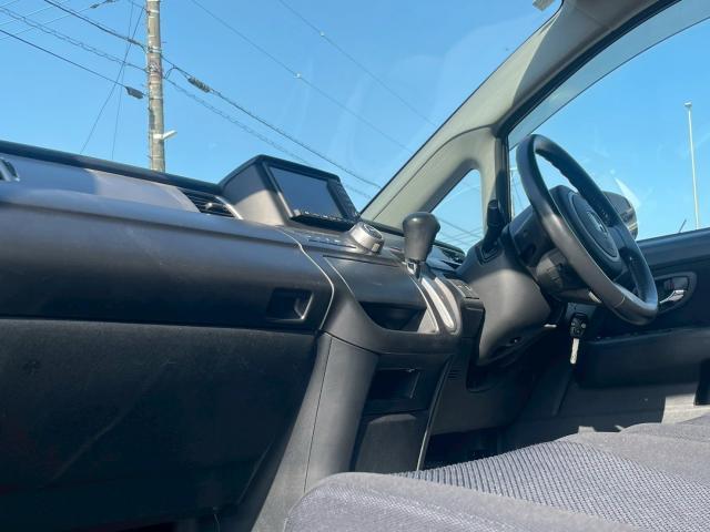 ステップワゴン スパーダ２４ＳＺ　ナビ／Ｂモニター／片側電動スライドドア／ＥＴＣ／シガーソケット／ドリンクホルダー／純正アルミ（12枚目）