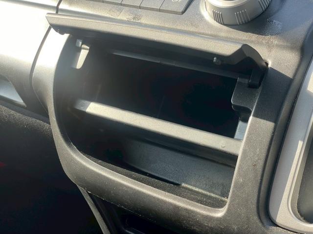ステップワゴン スパーダ２４ＳＺ　ナビ／Ｂモニター／片側電動スライドドア／ＥＴＣ／シガーソケット／ドリンクホルダー／純正アルミ（48枚目）