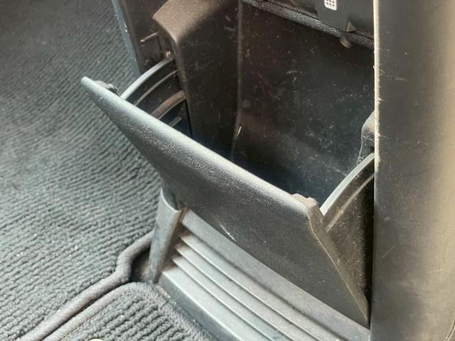 ステップワゴン スパーダ２４ＳＺ　ナビ／Ｂモニター／片側電動スライドドア／ＥＴＣ／シガーソケット／ドリンクホルダー／純正アルミ（50枚目）