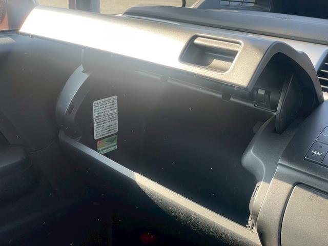 ステップワゴン スパーダ２４ＳＺ　ナビ／Ｂモニター／片側電動スライドドア／ＥＴＣ／シガーソケット／ドリンクホルダー／純正アルミ（51枚目）