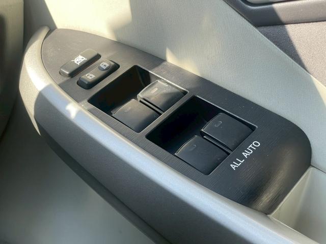 プリウス S サンルーフ/ナビ/Bモニター/テレビ/ETC/オートライト/シガーソケット/電格ミラー/レベライザー(44枚目)