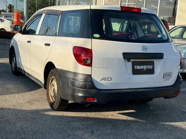 ＡＤ ＶＥ　ナビ／バックカメラ／ＴＶ／マニュアルエアコン／ＥＴＣ／シガーソケット／運転席助手席エアバック／電動格納ミラー／ドリンクホルダー（11枚目）