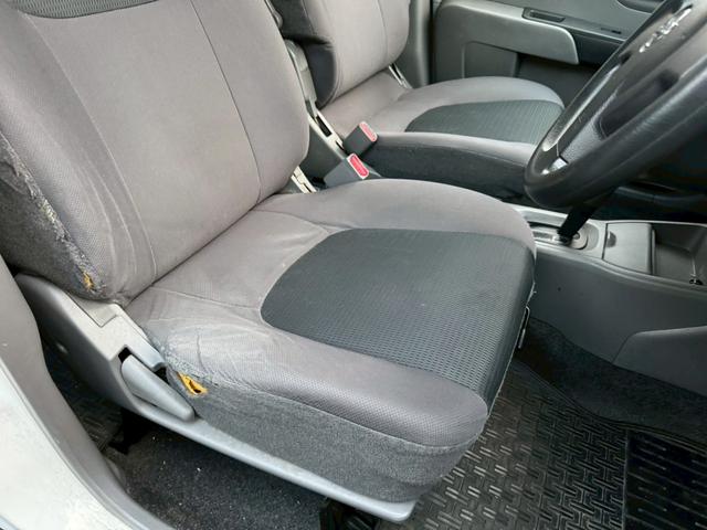 ＡＤ ＶＥ　ナビ／バックカメラ／ＴＶ／マニュアルエアコン／ＥＴＣ／シガーソケット／運転席助手席エアバック／電動格納ミラー／ドリンクホルダー（16枚目）