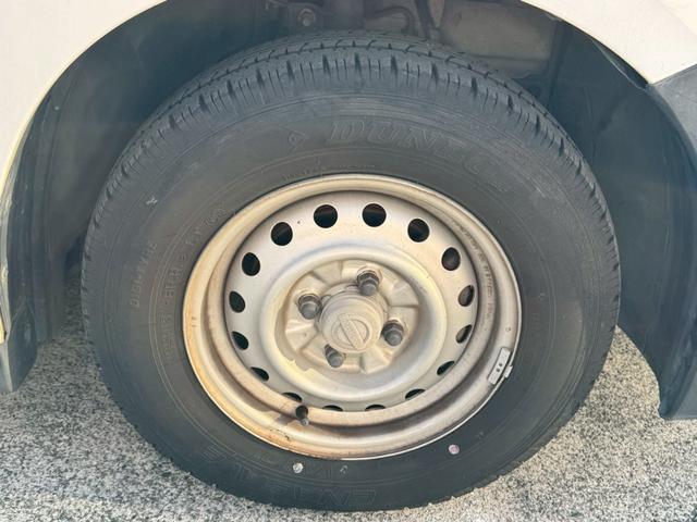 ＡＤ ＶＥ　ナビ／バックカメラ／ＴＶ／マニュアルエアコン／ＥＴＣ／シガーソケット／運転席助手席エアバック／電動格納ミラー／ドリンクホルダー（51枚目）