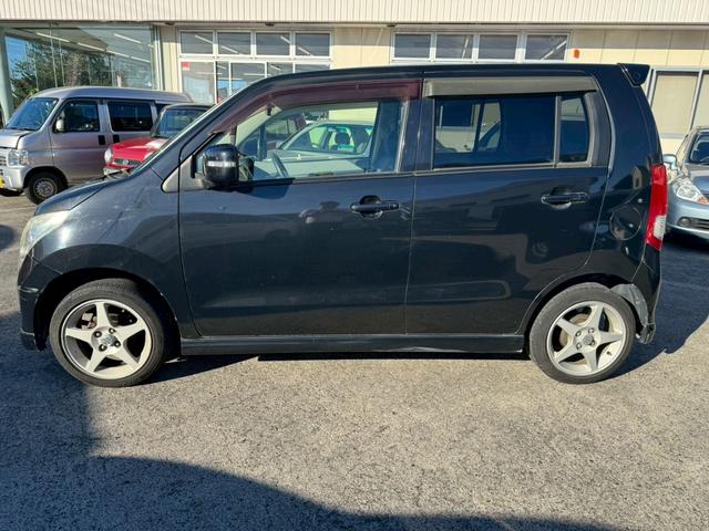 ワゴンＲ ＦＸリミテッド　ナビ／テレビ／ＥＴＣ／スマートプッシュスタート／電格ミラー／レベライザー／パワーウィンドウ／パワーステアリング／シガーソケット／スマートキー／エアバック／純正アルミホイール（14枚目）