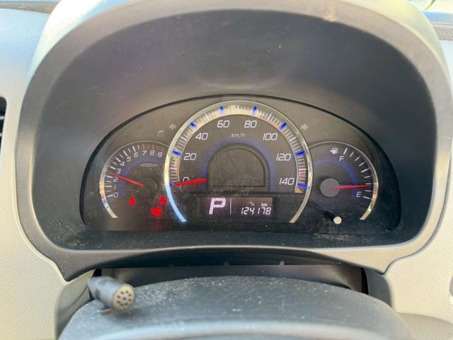 ワゴンＲ ＦＸリミテッド　ナビ／テレビ／ＥＴＣ／スマートプッシュスタート／電格ミラー／レベライザー／パワーウィンドウ／パワーステアリング／シガーソケット／スマートキー／エアバック／純正アルミホイール（29枚目）