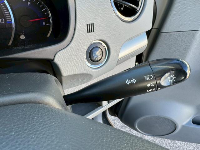 ワゴンＲ ＦＸリミテッド　ナビ／テレビ／ＥＴＣ／スマートプッシュスタート／電格ミラー／レベライザー／パワーウィンドウ／パワーステアリング／シガーソケット／スマートキー／エアバック／純正アルミホイール（38枚目）