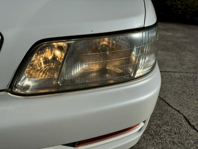 ローレル メダリスト　ナビ／オートライト／オートエアコン／スマートキー／電格ミラー／パワーウィンドウ／シガーソケット／パワーステアリング／運転席エアバック／助手席エアバック／禁煙車（14枚目）