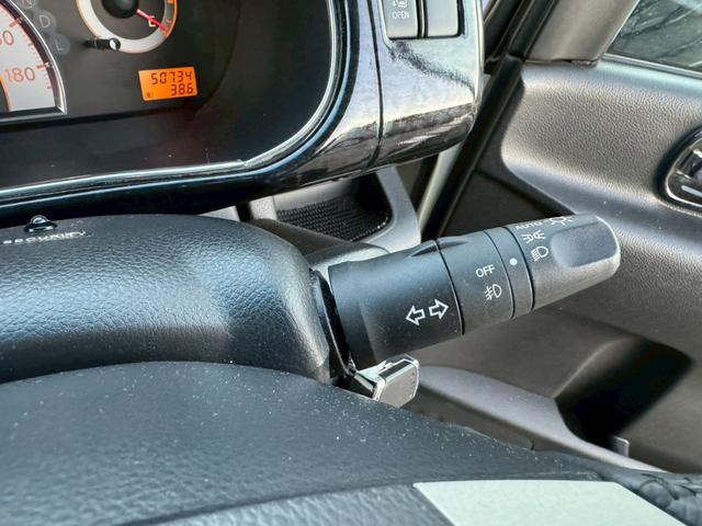 セレナ ハイウェイスター　メーカーオプションナビ／社外１８インチアルミホイール／フロントエアロ／バックカメラ／フリップダウンモニター／ＥＴＣ／オートマニュアルエアコン／ユーザーワンオーナー買取車／スマートキー（33枚目）