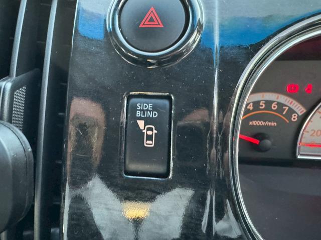 セレナ ハイウェイスター　メーカーオプションナビ／社外１８インチアルミホイール／フロントエアロ／バックカメラ／フリップダウンモニター／ＥＴＣ／オートマニュアルエアコン／ユーザーワンオーナー買取車／スマートキー（39枚目）