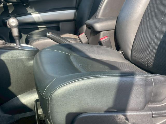 エクストレイル ２０Ｘ　ナビ／テレビ／ＥＴＣ／オートライト／オートエアコン／電格ミラー／パワーウィンドウ／パワーステアリング／ドリンクホルダー／エアバック／純正アルミホイール（23枚目）