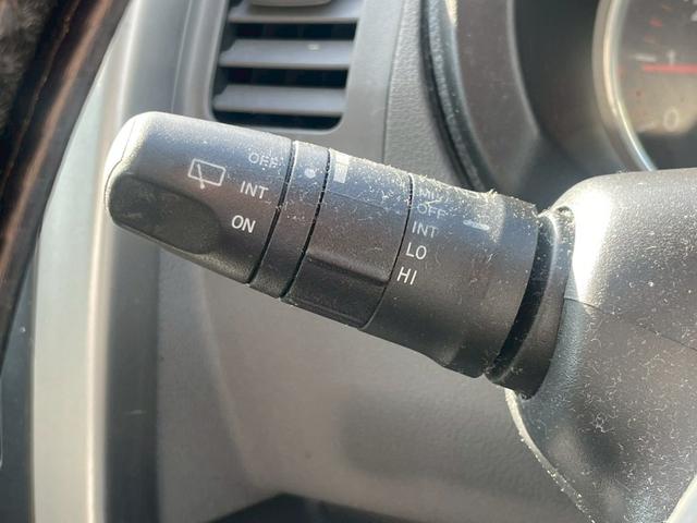 エクストレイル ２０Ｘ　ナビ／テレビ／ＥＴＣ／オートライト／オートエアコン／電格ミラー／パワーウィンドウ／パワーステアリング／ドリンクホルダー／エアバック／純正アルミホイール（39枚目）