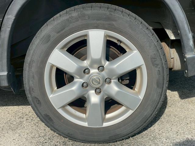 エクストレイル ２０Ｘ　ナビ／テレビ／ＥＴＣ／オートライト／オートエアコン／電格ミラー／パワーウィンドウ／パワーステアリング／ドリンクホルダー／エアバック／純正アルミホイール（52枚目）