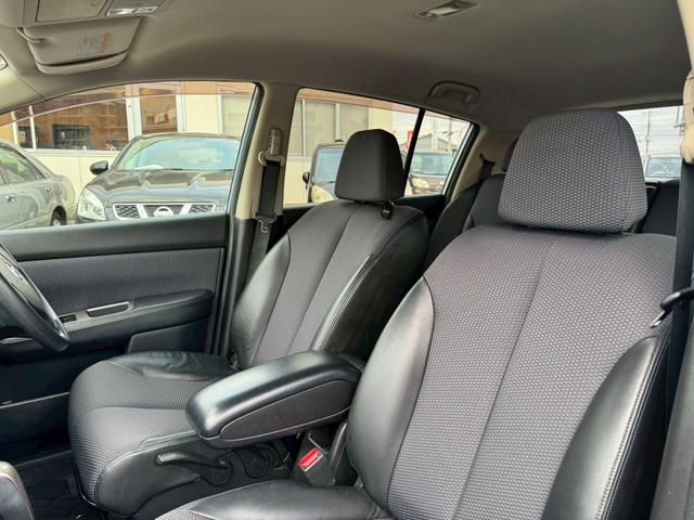 ティーダ １５Ｍ　ナビ　オートエアコン　ハーフレザーシート　キーレスキー　ＥＴＣ　アクセサリーソケット　パワーウィンドウ　パワーステアリング　電動格納ドアミラー　バイザー　１５インチアルミホイール（19枚目）