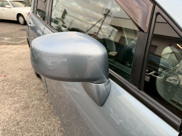 ティーダ １５Ｍ　ナビ　オートエアコン　ハーフレザーシート　キーレスキー　ＥＴＣ　アクセサリーソケット　パワーウィンドウ　パワーステアリング　電動格納ドアミラー　バイザー　１５インチアルミホイール（40枚目）