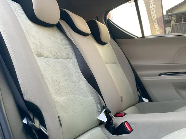 アクア S ナビ/テレビ/Bモニター/ETC/スマートプッシュスタート/オートライト/シガーソケット/ドリンクホルダー/パワーウィンドウ/電格ミラー/レベライザー/スペアキー/エアバック(24枚目)