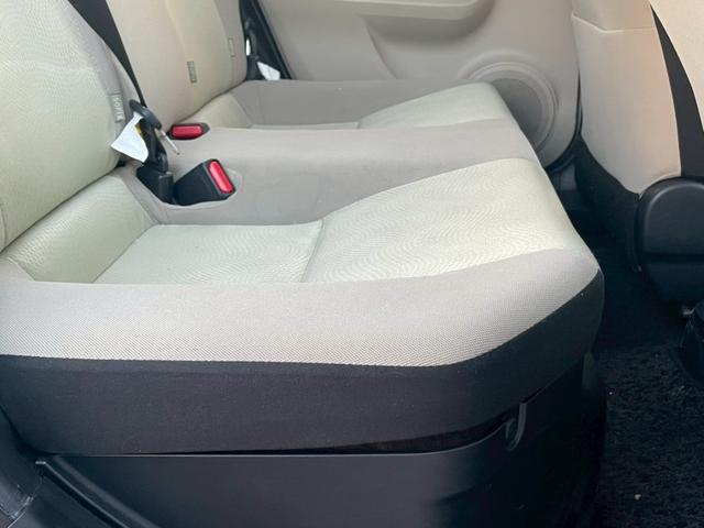 アクア S ナビ/テレビ/Bモニター/ETC/スマートプッシュスタート/オートライト/シガーソケット/ドリンクホルダー/パワーウィンドウ/電格ミラー/レベライザー/スペアキー/エアバック(25枚目)