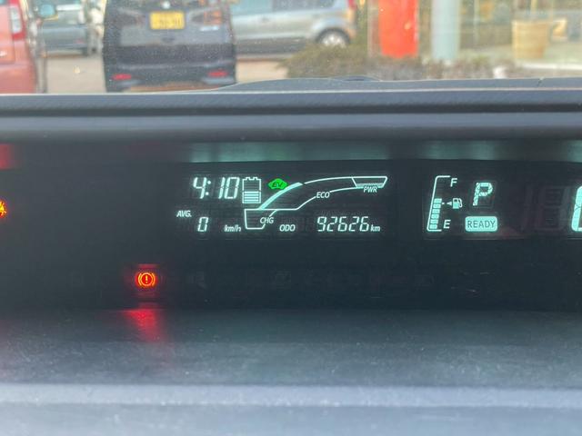 アクア S ナビ/テレビ/Bモニター/ETC/スマートプッシュスタート/オートライト/シガーソケット/ドリンクホルダー/パワーウィンドウ/電格ミラー/レベライザー/スペアキー/エアバック(31枚目)