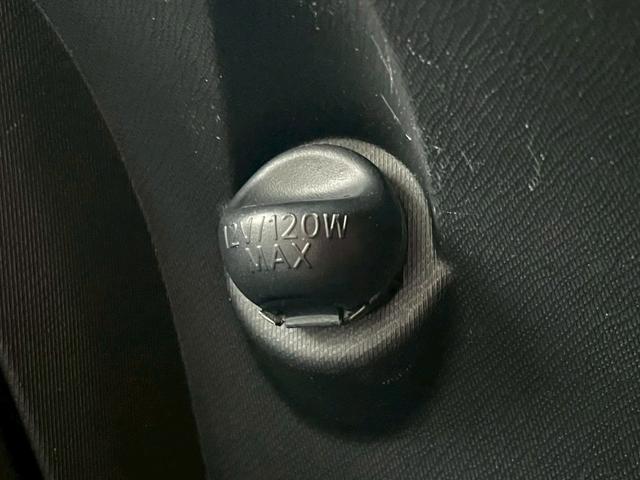 アクア S ナビ/テレビ/Bモニター/ETC/スマートプッシュスタート/オートライト/シガーソケット/ドリンクホルダー/パワーウィンドウ/電格ミラー/レベライザー/スペアキー/エアバック(46枚目)