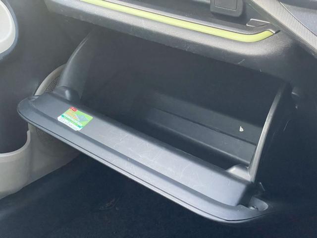 アクア S ナビ/テレビ/Bモニター/ETC/スマートプッシュスタート/オートライト/シガーソケット/ドリンクホルダー/パワーウィンドウ/電格ミラー/レベライザー/スペアキー/エアバック(48枚目)