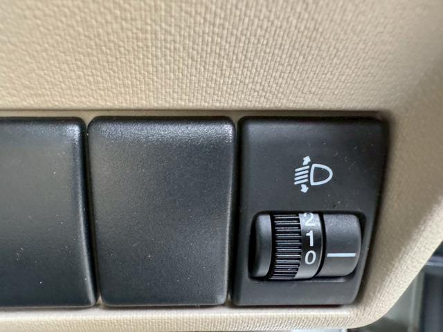 アルト F 社外ナビ/ワンセグTV/マニュアルエアコン/LEDヘッドライト/ETC/スマートキー/ユーザー買取車両/パワーウインドウ/運転席助手席エアバック/ドリンクホルダー/ベンチシート(35枚目)