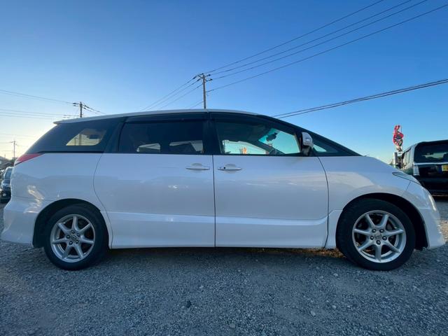 エスティマ ２．４アエラス　Ｇエディション　ナビ／テレビ／ＥＴＣ／両側電動スライドドア／スマートプッシュスタート／オートライト／電格ミラー／パワーウィンドウ／パワーステアリング／シシガーソケット／純正アルミホイール（8枚目）