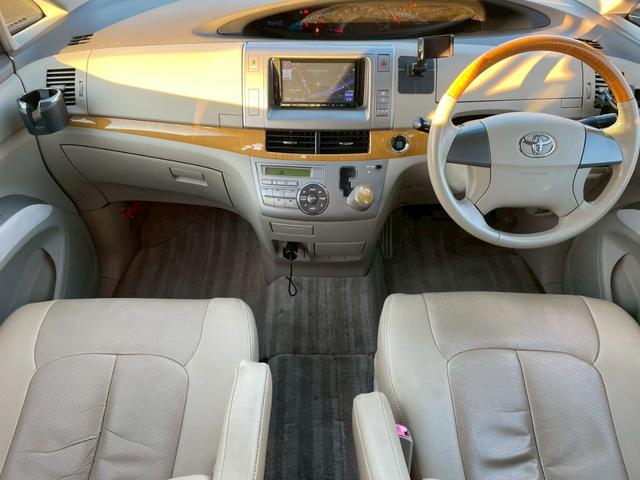 エスティマ ２．４アエラス　Ｇエディション　ナビ／テレビ／ＥＴＣ／両側電動スライドドア／スマートプッシュスタート／オートライト／電格ミラー／パワーウィンドウ／パワーステアリング／シシガーソケット／純正アルミホイール（15枚目）