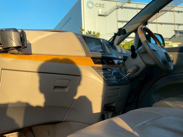 エスティマ ２．４アエラス　Ｇエディション　ナビ／テレビ／ＥＴＣ／両側電動スライドドア／スマートプッシュスタート／オートライト／電格ミラー／パワーウィンドウ／パワーステアリング／シシガーソケット／純正アルミホイール（21枚目）