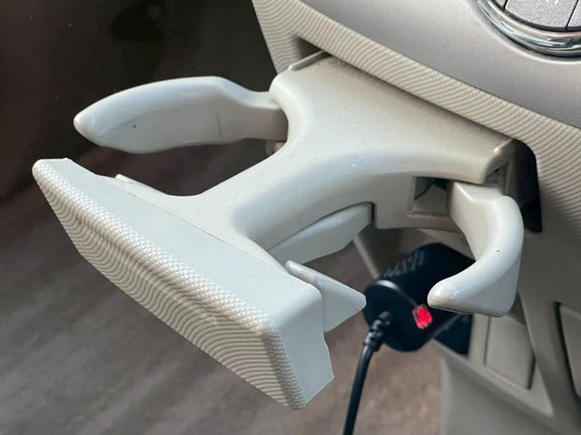 エスティマ ２．４アエラス　Ｇエディション　ナビ／テレビ／ＥＴＣ／両側電動スライドドア／スマートプッシュスタート／オートライト／電格ミラー／パワーウィンドウ／パワーステアリング／シシガーソケット／純正アルミホイール（45枚目）