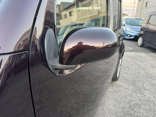 キューブ １５Ｘ　ナビ／テレビ／Ｂｌｕｅｔｏｏｔｈ／デジタルインナーミラー／ＥＴＣ／マニュアルエアコン／シガーソケット／電格ミラー／レベライザー／パワーウィンドウ／パワーステアリング／社外アルミホイール（16枚目）